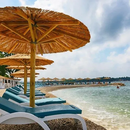 New!!! New Riva Luxury One - With Sunny Terrace & Big Garden