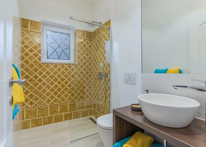 New!!! New Riva Luxury One - With Sunny Terrace & Big Garden * Пореч