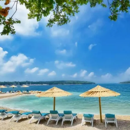 New!!! New Riva Luxury One - With Sunny Terrace & Big Garden