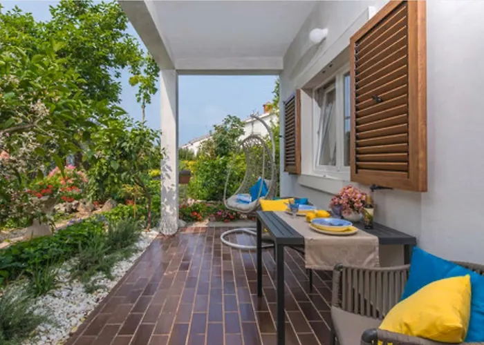 New!!! New Riva Luxury One - With Sunny Terrace & Big Garden Daire *