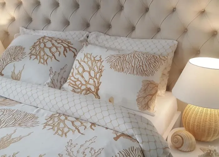 Daire New!!! New Riva Luxury One - With Sunny Terrace & Big Garden Poreč